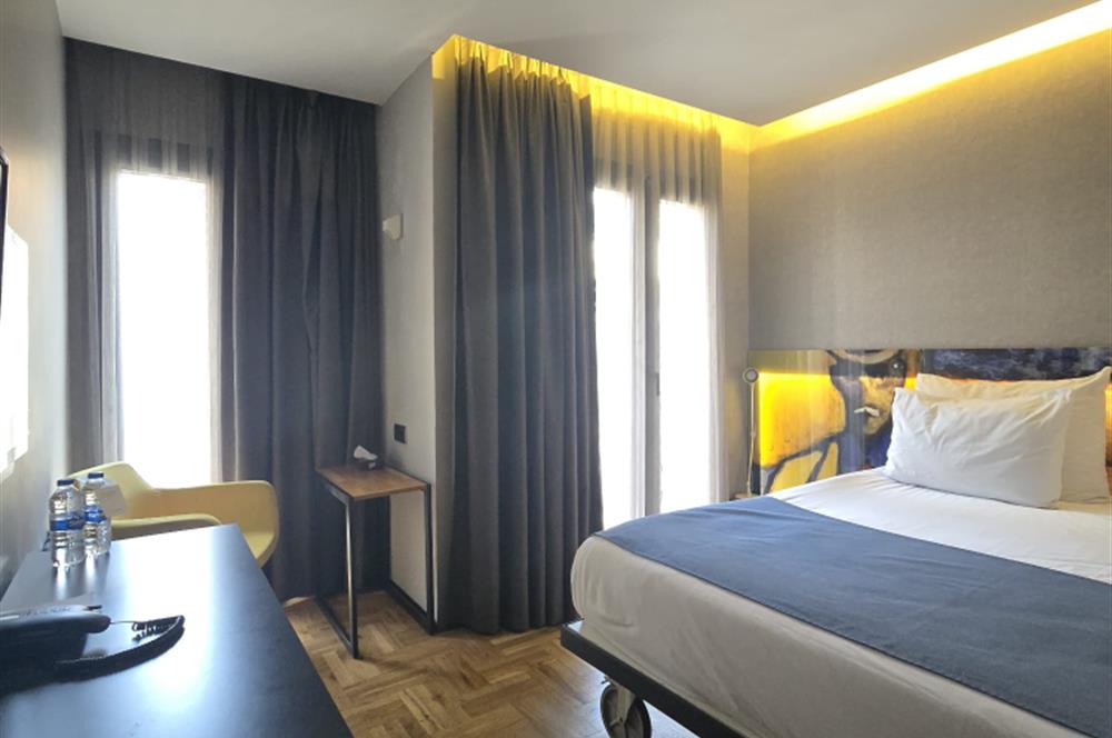 ŞİŞLİ'DE 20 ODALI RUHSATLI KİRALIK BUTİK OTEL 
