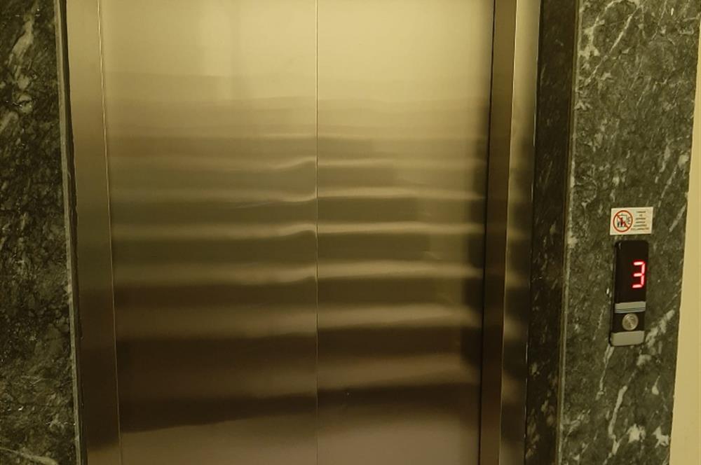 CENTURY 21 BAL GAYRİMENKUL'DEN NET 75 BRUT 85 M2 FERAH ÇİFT BALKONLU GENİŞ  SIFIRA YAKIN EŞYALI  2+1