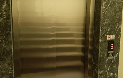 CENTURY 21 BAL GAYRİMENKUL'DEN NET 75 BRUT 85 M2 FERAH ÇİFT BALKONLU GENİŞ  SIFIRA YAKIN EŞYALI  2+1