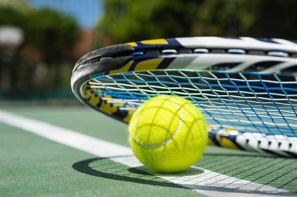 SERTAÇ MAZI'DAN İSTANBUL İSTANBULDA GÖL MANZARALI 5+1 VİLLA