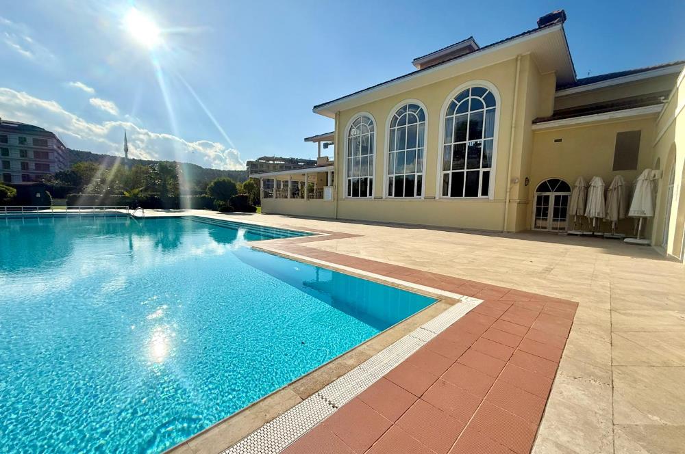 SERTAÇ MAZI'DAN İSTANBUL İSTANBULDA GÖL MANZARALI 5+1 VİLLA