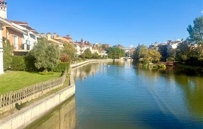 SERTAÇ MAZI'DAN İSTANBUL İSTANBULDA GÖL MANZARALI 5+1 VİLLA