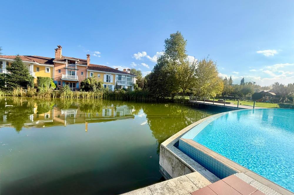 SERTAÇ MAZI'DAN İSTANBUL İSTANBULDA GÖL MANZARALI 5+1 VİLLA