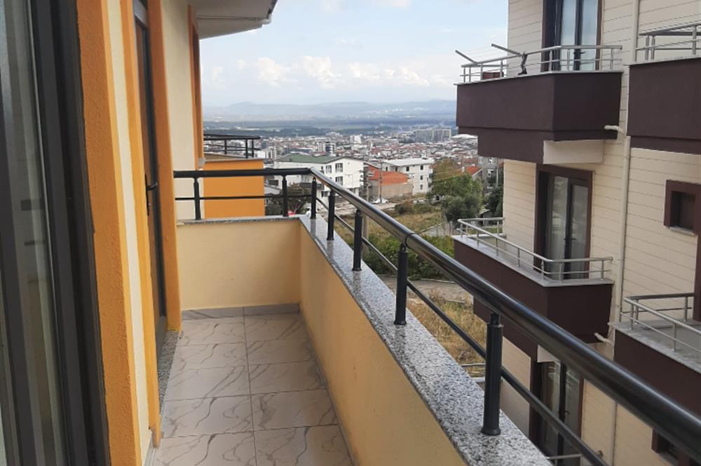CENTURY 21 BAL GAYRİMENKUL'DEN NET 75 BRUT 85 M2 FERAH ÇİFT BALKONLU GENİŞ  SIFIRA YAKIN EŞYALI  2+1