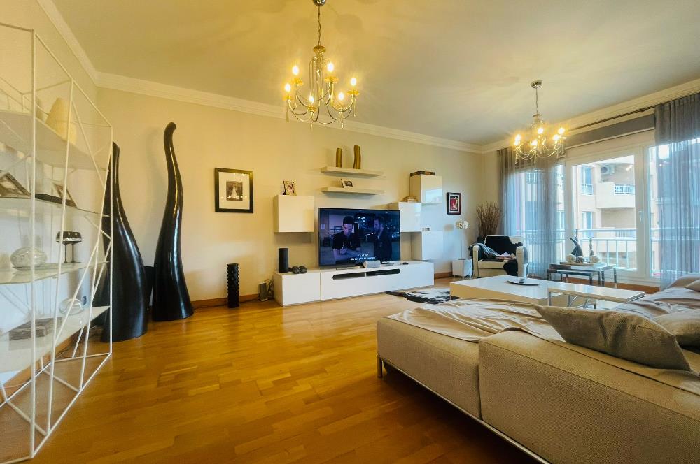 CENTURY 21'DEN MESA KEMERBURGAZ EVLERİ SATILIK 4+1 ARA KAT DAİRE