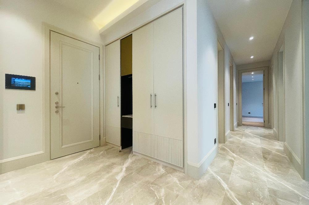 CENTURY 21'DEN NEVBAHAR KEMER EVLERİ SATILIK 4+1 BAHÇE KATI