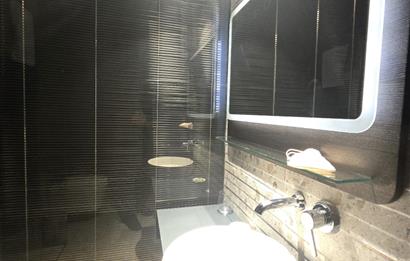 ŞİŞLİ'DE 20 ODALI RUHSATLI KİRALIK BUTİK OTEL 