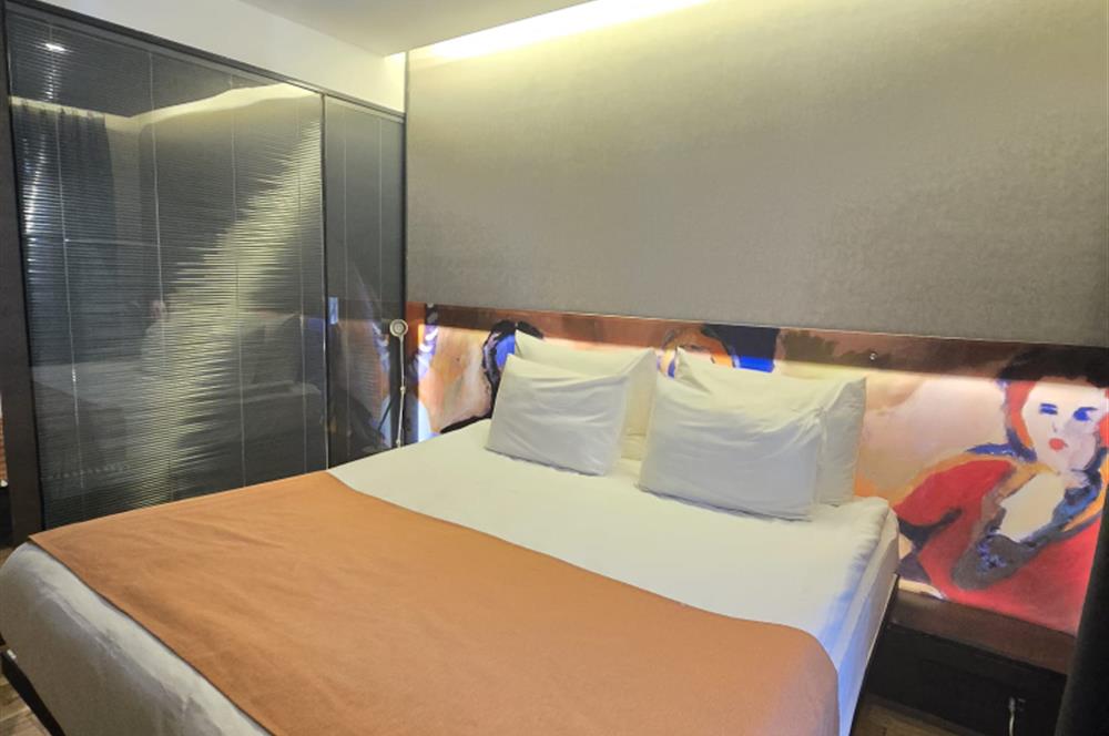 ŞİŞLİ'DE 20 ODALI RUHSATLI KİRALIK BUTİK OTEL 