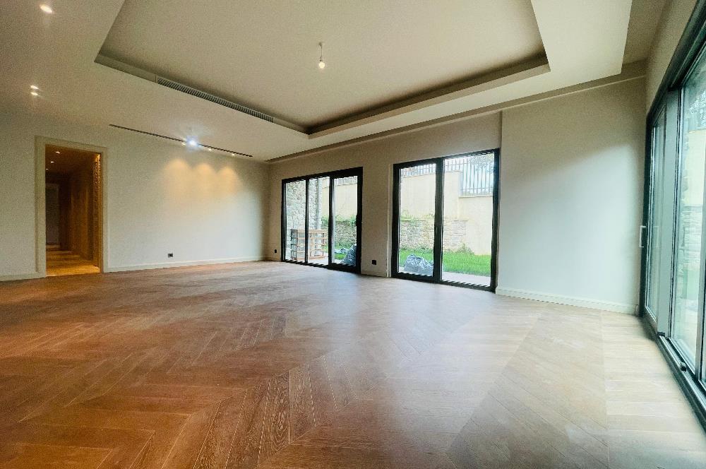 CENTURY 21'DEN NEVBAHAR KEMER EVLERİ SATILIK 4+1 BAHÇE KATI