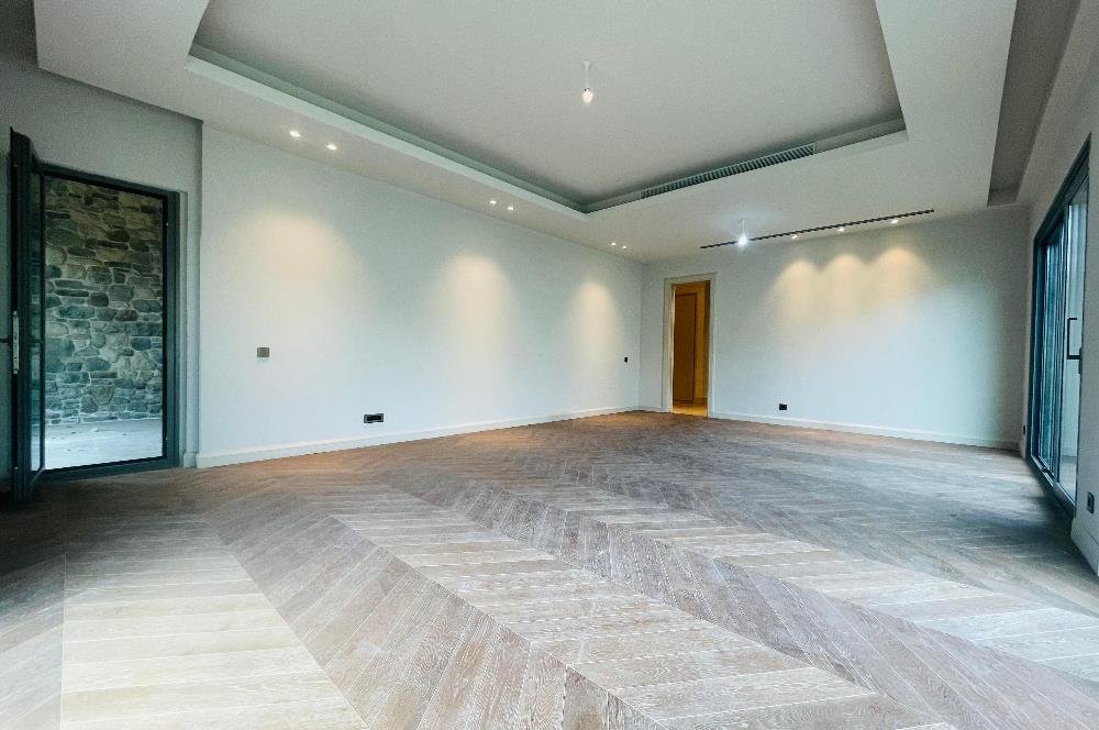 CENTURY 21'DEN NEVBAHAR KEMER EVLERİ SATILIK 4+1 BAHÇE KATI