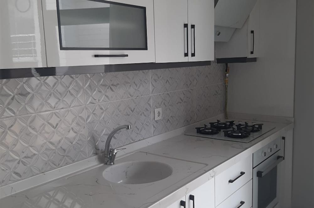 CENTURY 21 BAL GAYRİMENKUL'DEN NET 75 BRUT 85 M2 FERAH ÇİFT BALKONLU GENİŞ  SIFIRA YAKIN EŞYALI  2+1