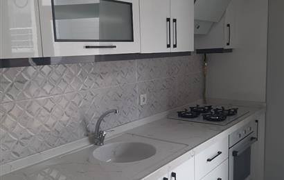 CENTURY 21 BAL GAYRİMENKUL'DEN NET 75 BRUT 85 M2 FERAH ÇİFT BALKONLU GENİŞ  SIFIRA YAKIN EŞYALI  2+1