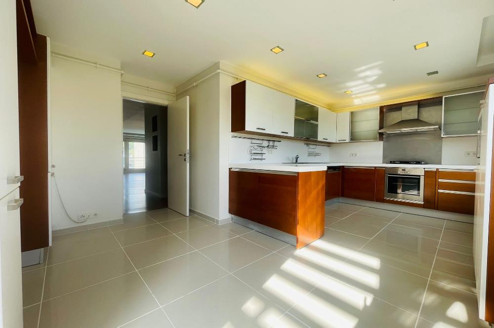 CENTURY 21'DEN SELENIUM COUNTRY SİTESİ SATILIK 5+1 ÇATI DUBLEKSİ