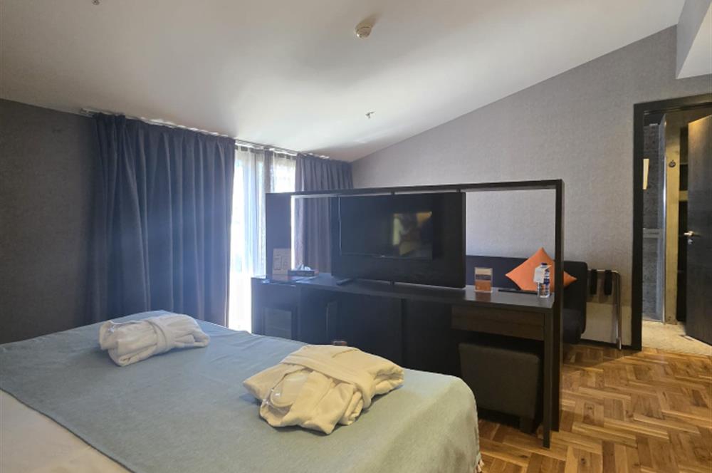 ŞİŞLİ'DE 20 ODALI RUHSATLI KİRALIK BUTİK OTEL 