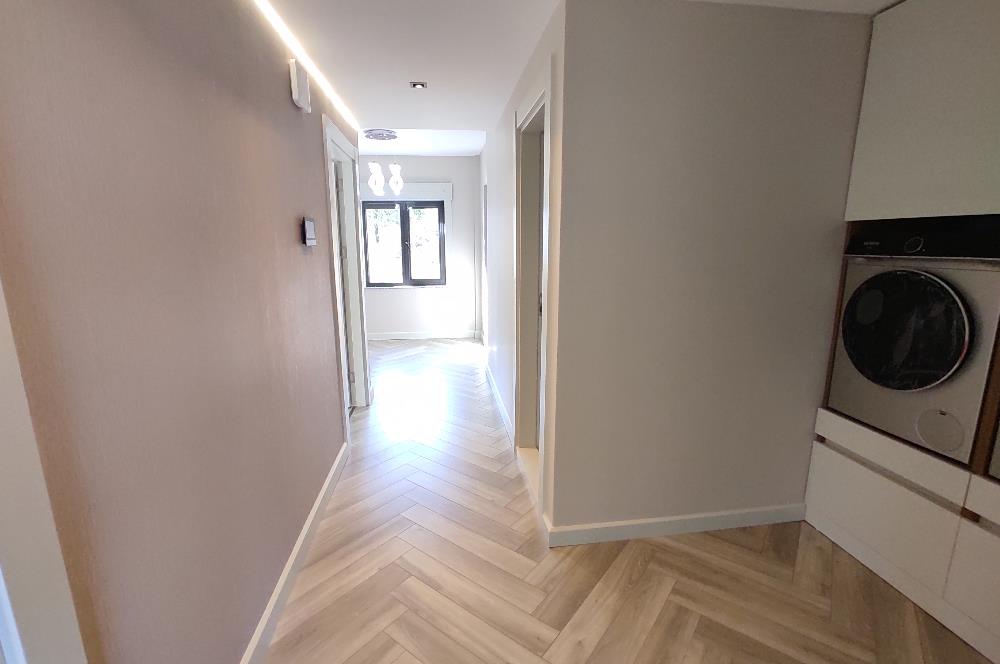 MODERN MİMARİ & DENİZ MANZARALI TRİPLEKS VİLLA MERKEZE BİR ADIM