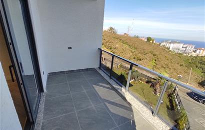 MODERN MİMARİ & DENİZ MANZARALI TRİPLEKS VİLLA MERKEZE BİR ADIM