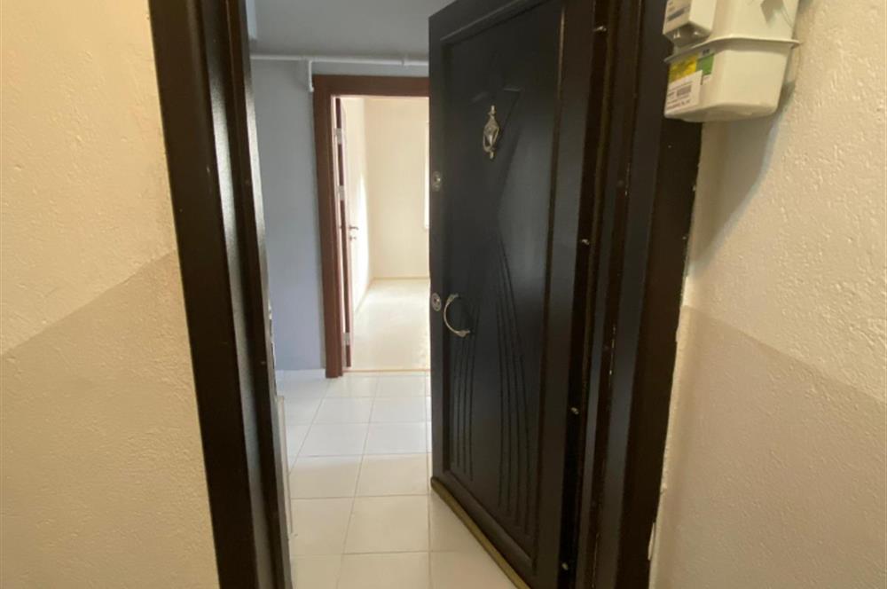 CENTURY 21 PLUS GAYRİMENKUL'DEN YEŞİLYOLDA BAKIMLI SATILIK DAİRE