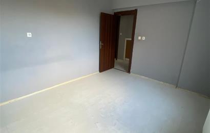 CENTURY 21 PLUS GAYRİMENKUL'DEN YEŞİLYOLDA BAKIMLI SATILIK DAİRE