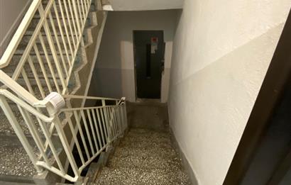 CENTURY 21 PLUS GAYRİMENKUL'DEN YEŞİLYOLDA BAKIMLI SATILIK DAİRE