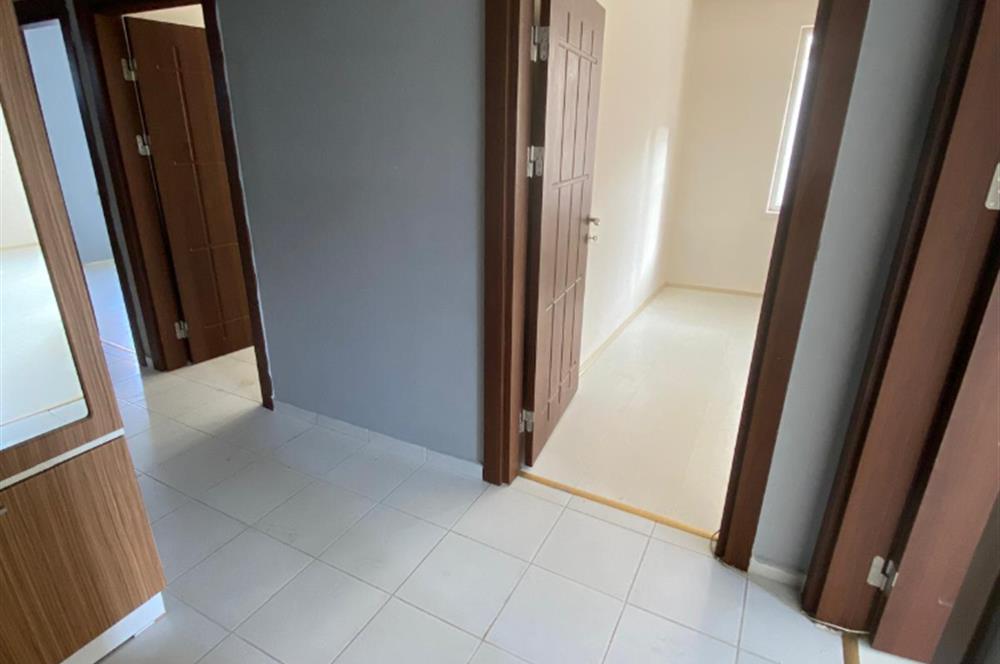 CENTURY 21 PLUS GAYRİMENKUL'DEN YEŞİLYOLDA BAKIMLI SATILIK DAİRE