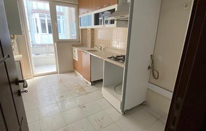 CENTURY 21 PLUS GAYRİMENKUL'DEN YEŞİLYOLDA BAKIMLI SATILIK DAİRE