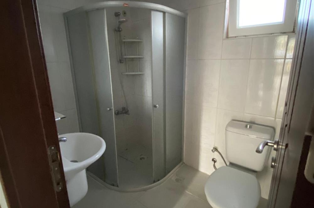 CENTURY 21 PLUS GAYRİMENKUL'DEN YEŞİLYOLDA BAKIMLI SATILIK DAİRE