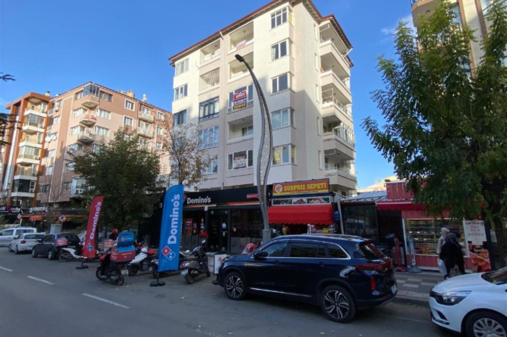 CENTURY 21 PLUS GAYRİMENKUL'DEN YEŞİLYOLDA BAKIMLI SATILIK DAİRE