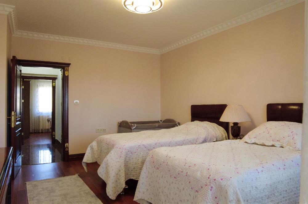 ELMADAĞ İLÇESİNDE 20.000 m2 BESİ ÇİFTLİĞİ