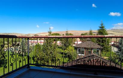 ELMADAĞ İLÇESİNDE 20.000 m2 BESİ ÇİFTLİĞİ