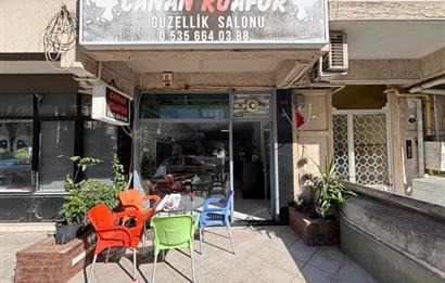 İzmir Karşıyaka Bostanlıda Merkezi Konumda Kiracılı Dükkan