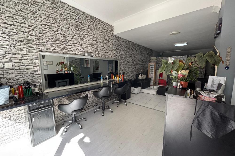 İzmir Karşıyaka Bostanlıda Merkezi Konumda Kiracılı Dükkan