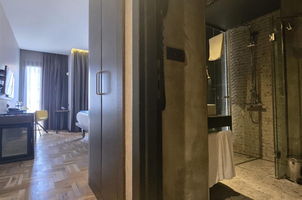 ŞİŞLİ'DE 20 ODALI RUHSATLI KİRALIK BUTİK OTEL 