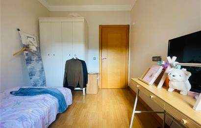 CENTURY 21'DEN MESA KEMERBURGAZ EVLERİ SATILIK 4+1 ARA KAT DAİRE