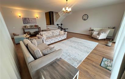 C21 BAL'DAN ÖZ MUTLU SİTESİNDE 4+2 BAHÇELİ SATILIK VİLLA