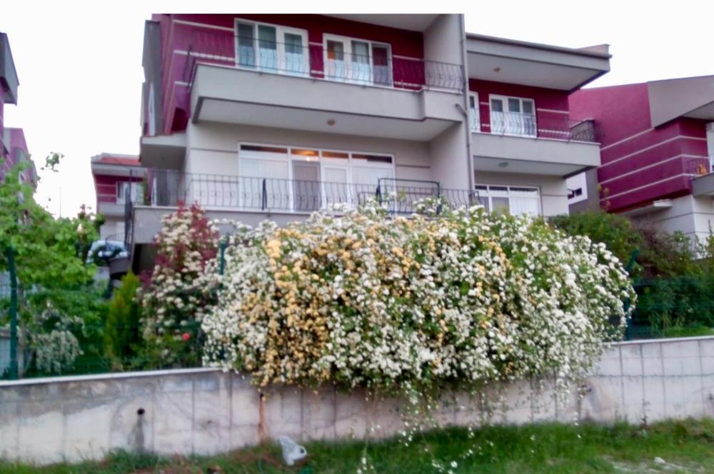 C21 BAL'DAN ÖZ MUTLU SİTESİNDE 4+2 BAHÇELİ SATILIK VİLLA