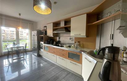 CENTURY 21'DEN MESA KEMERBURGAZ EVLERİ SATILIK 4+1 ARA KAT DAİRE