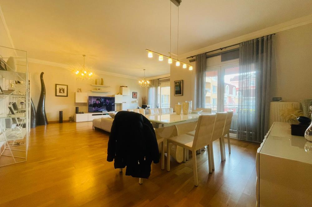 CENTURY 21'DEN MESA KEMERBURGAZ EVLERİ SATILIK 4+1 ARA KAT DAİRE