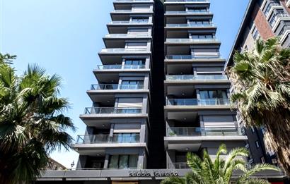 BAĞDAT CADDESİ'NE 2.BİNA,ERENKÖY DİVAN'IN SOKAĞI,DENİZ MANZARALI,BALKONLU,HAVUZLU,4+1