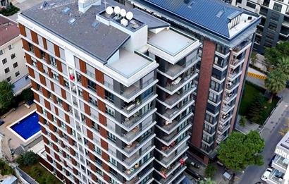 BAĞDAT CADDESİ'NE 2.BİNA,ERENKÖY DİVAN'IN SOKAĞI,DENİZ MANZARALI,BALKONLU,HAVUZLU,4+1