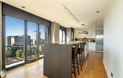 BAĞDAT CADDESİ'NE 2.BİNA,ERENKÖY DİVAN'IN SOKAĞI,DENİZ MANZARALI,BALKONLU,HAVUZLU,4+1