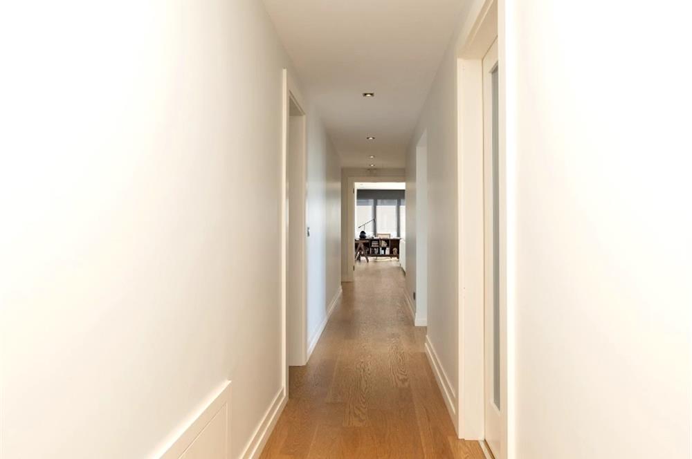 BAĞDAT CADDESİ'NE 2.BİNA,ERENKÖY DİVAN'IN SOKAĞI,DENİZ MANZARALI,BALKONLU,HAVUZLU,4+1