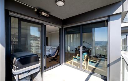 BAĞDAT CADDESİ'NE 2.BİNA,ERENKÖY DİVAN'IN SOKAĞI,DENİZ MANZARALI,BALKONLU,HAVUZLU,4+1