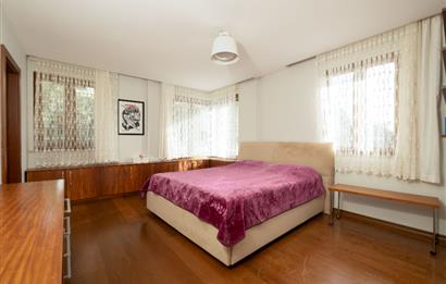 BOĞAZKENT KONAKLARI'NDA DOĞA MANZARALI 6+2 SATILIK VİLLA