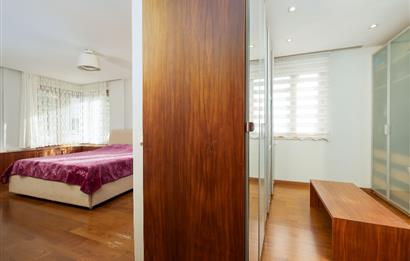 BOĞAZKENT KONAKLARI'NDA DOĞA MANZARALI 6+2 SATILIK VİLLA