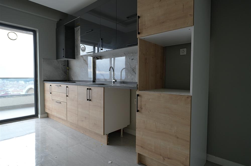 C21 Cius; Hisartepe Merkez'de Deniz Manzaralı 2+1 Kiralık Daire