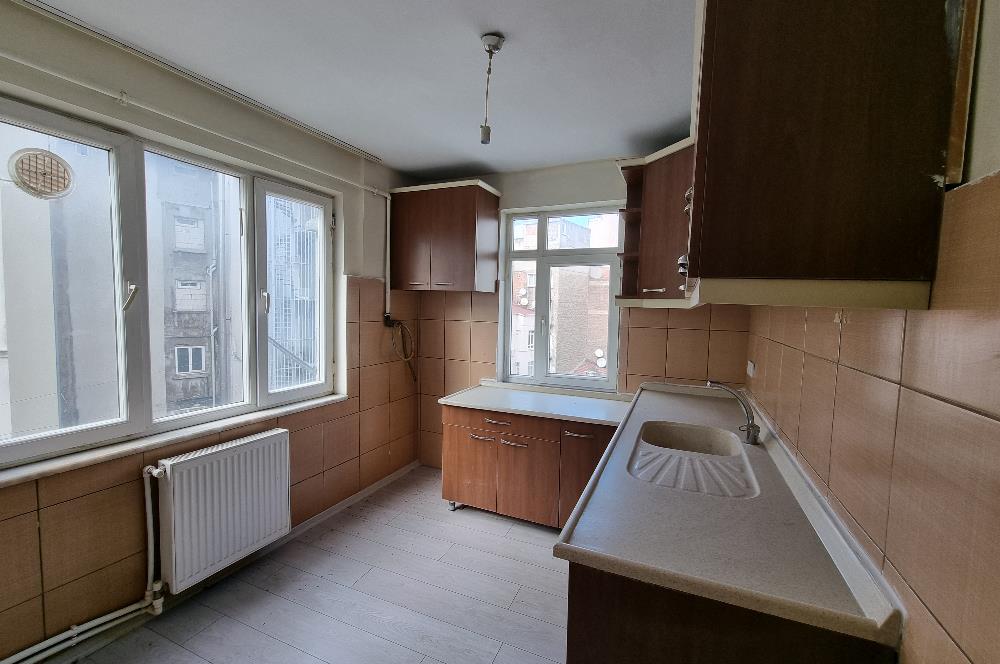 Beyoğlu Şişhanede Satılık Komple Bina