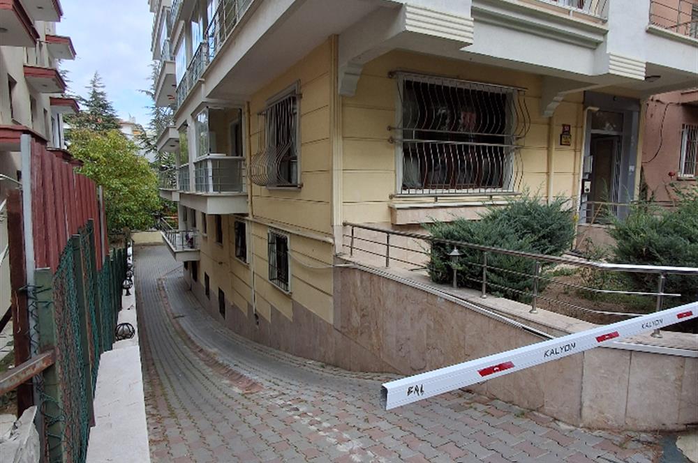 ESAT BAŞAK SOKAK GENÇ BİNADA 3+1 KOMBİLİ , OTOPARKLI