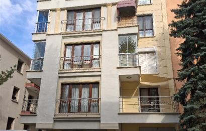 ESAT BAŞAK SOKAK GENÇ BİNADA 3+1 KOMBİLİ , OTOPARKLI