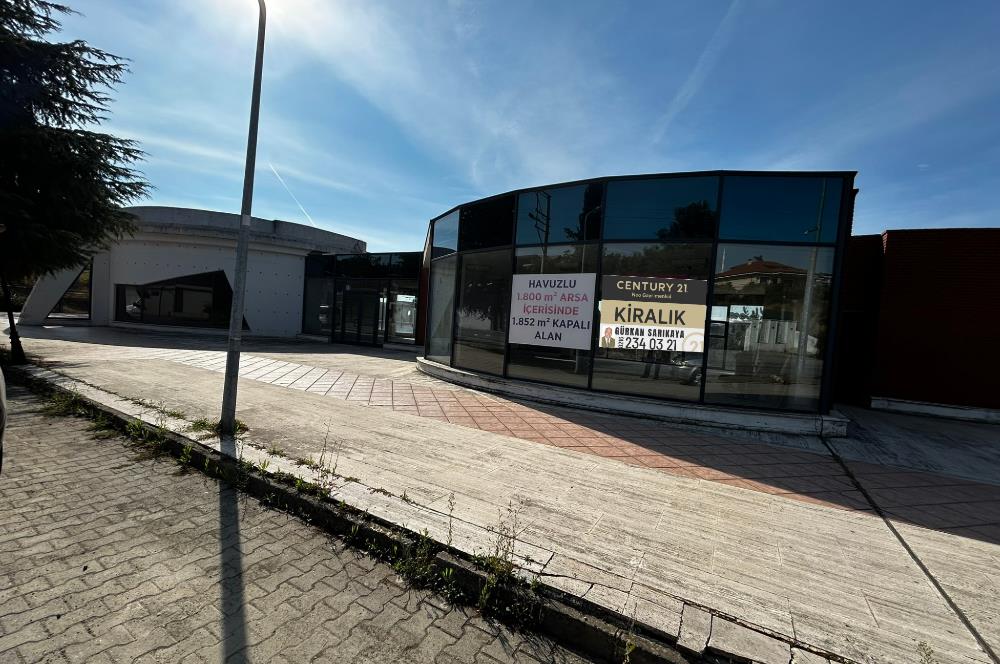 DARICA'DA HARİKA DENİZ MANZARALI,TERASLI,AÇIK YÜZME HAVUZLU BİNA