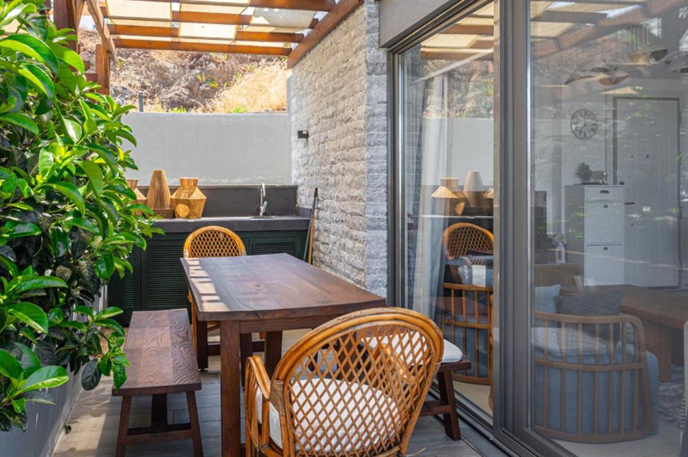 CENTURY 21'DEN ADABÜKÜ HOUSE RESIDENCE SATILIK 3+1 EŞYALI VİLLA